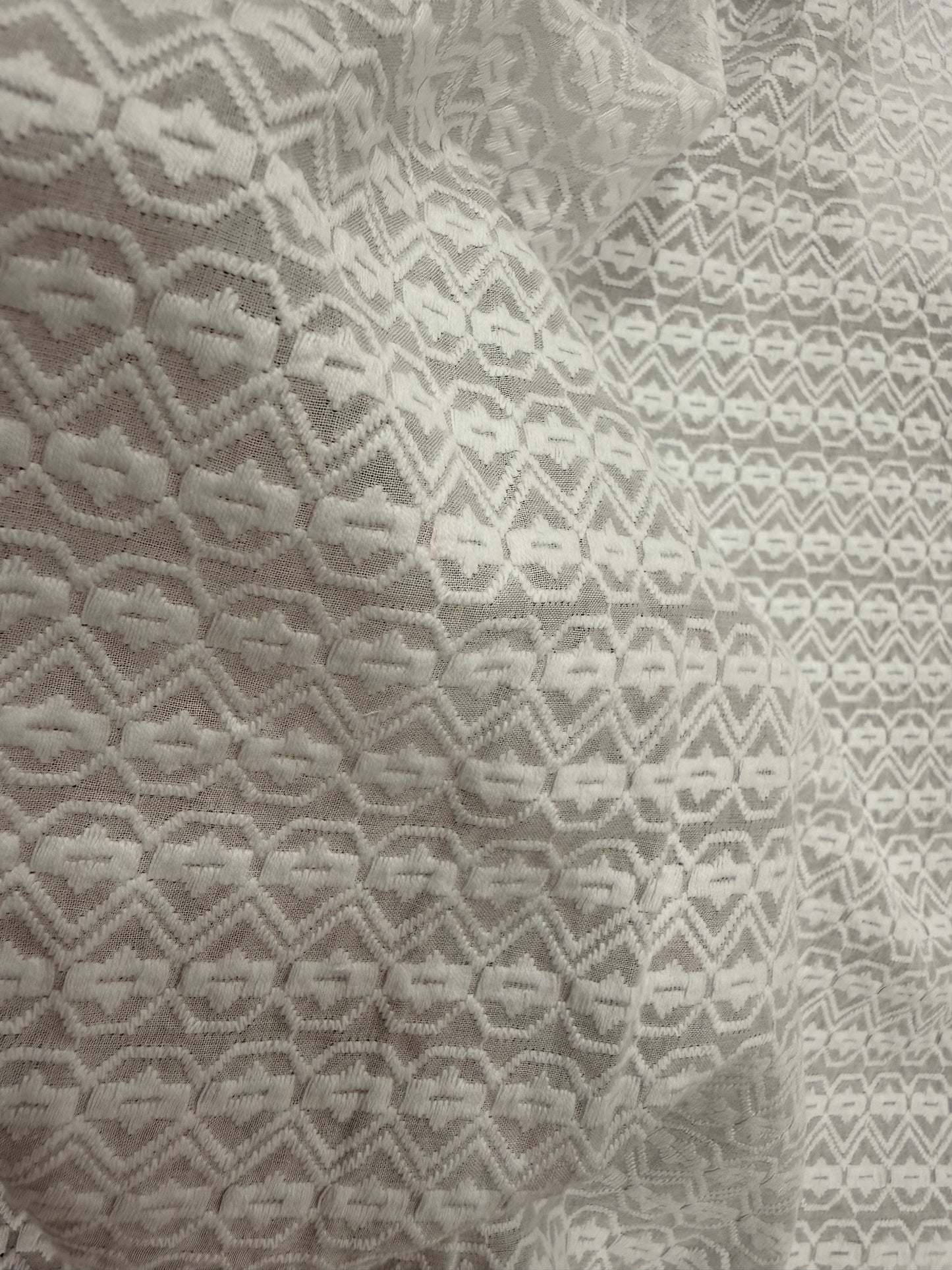 BATISTA BORDADA ZIG ZAG