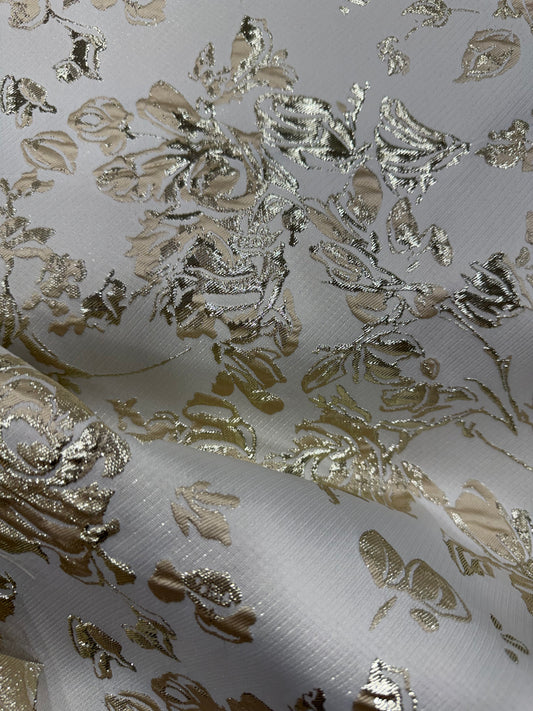 Tela brocado italiano Olympia, detalle de la caída del tejido - Arte con Telas