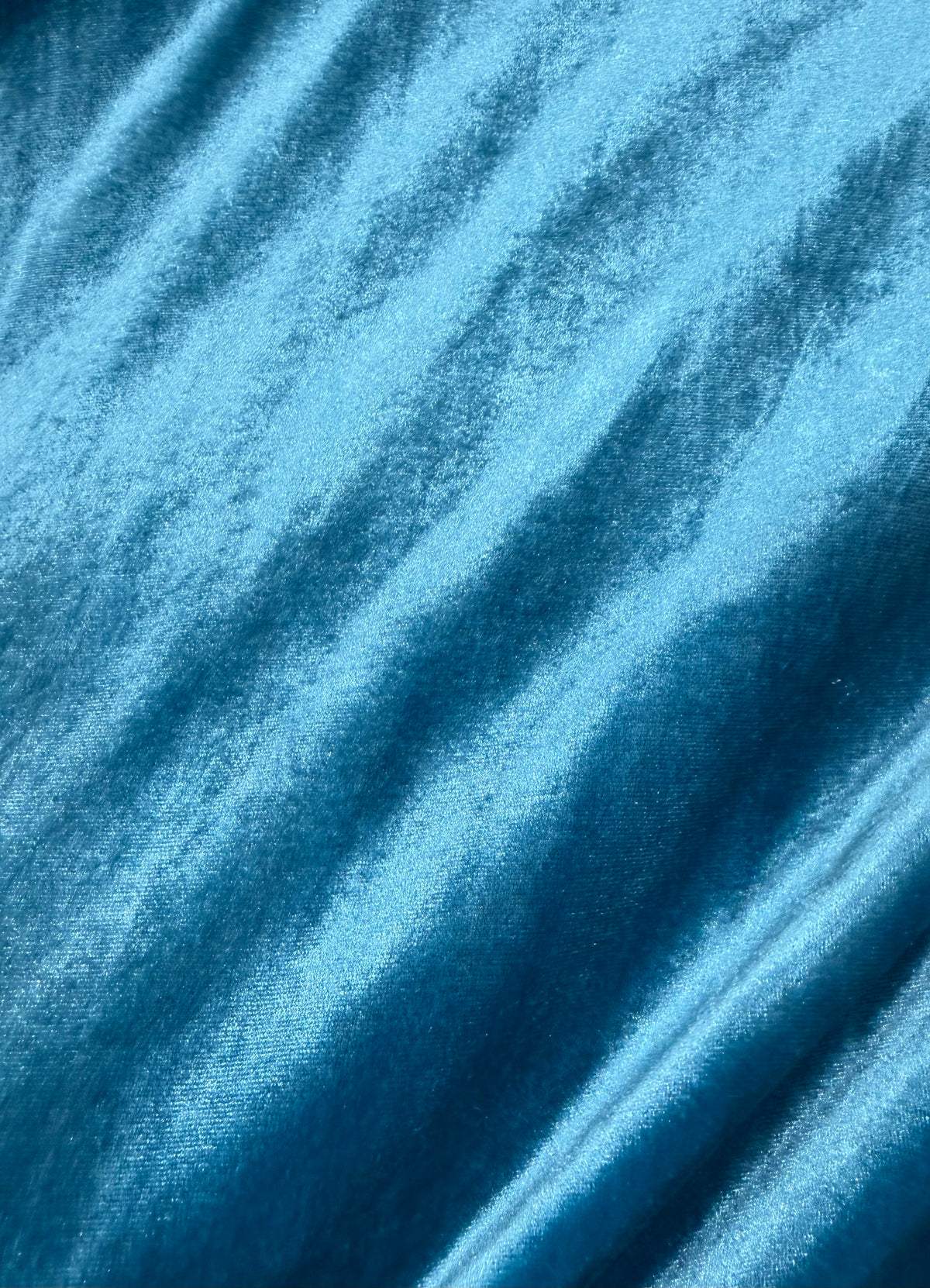 TERCIOPELO AZUL TURQUESA