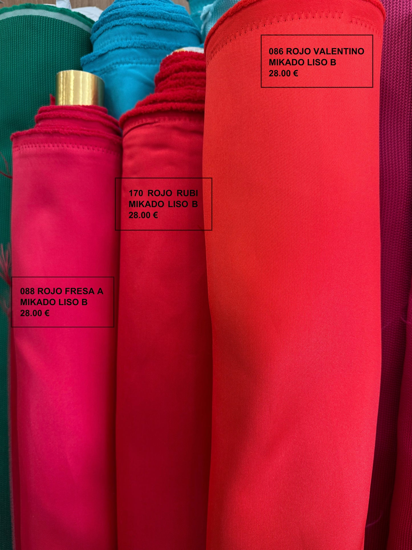 rojo fresa, ROJO RUBI y ROJO VALENTINO