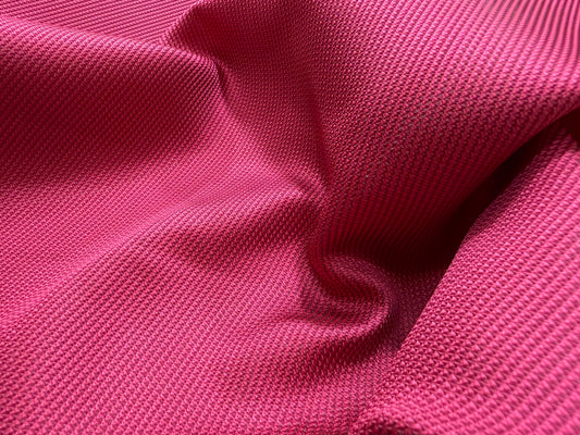 volumen caida y textura del mikado con textura rosa negro
