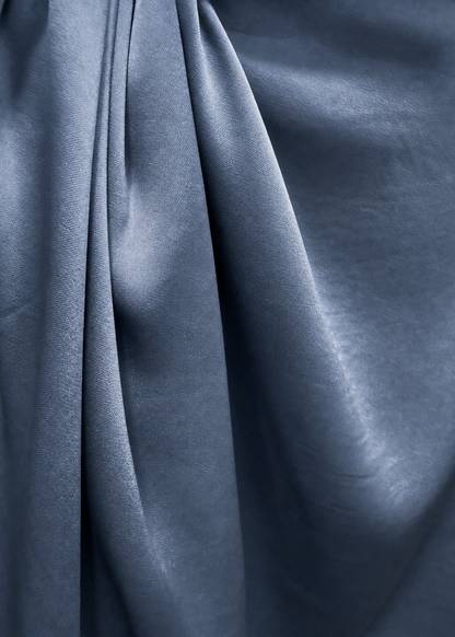 Plieges color ultramar azul crepe