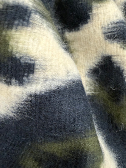 Tela pelito leopardo verde, primer plano de la textura - Arte con Telas