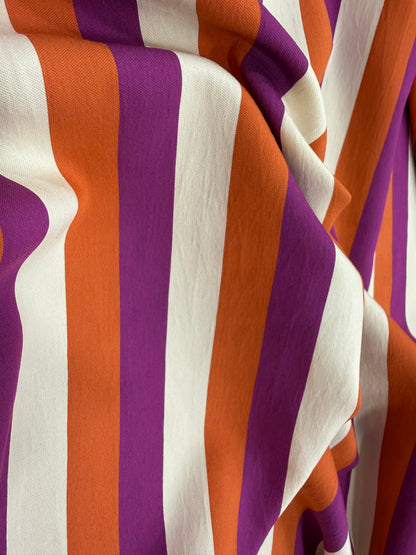 LINEAS GRANDES, MORADAS Y NARANJAS.