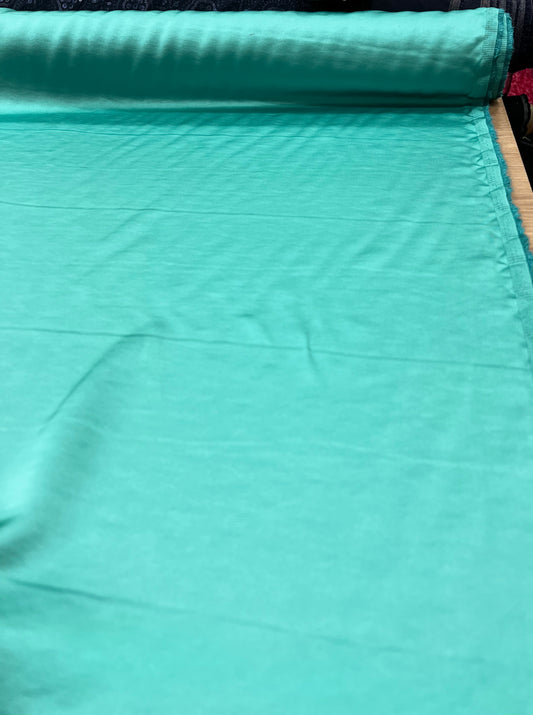 SATEN VERDE JADE