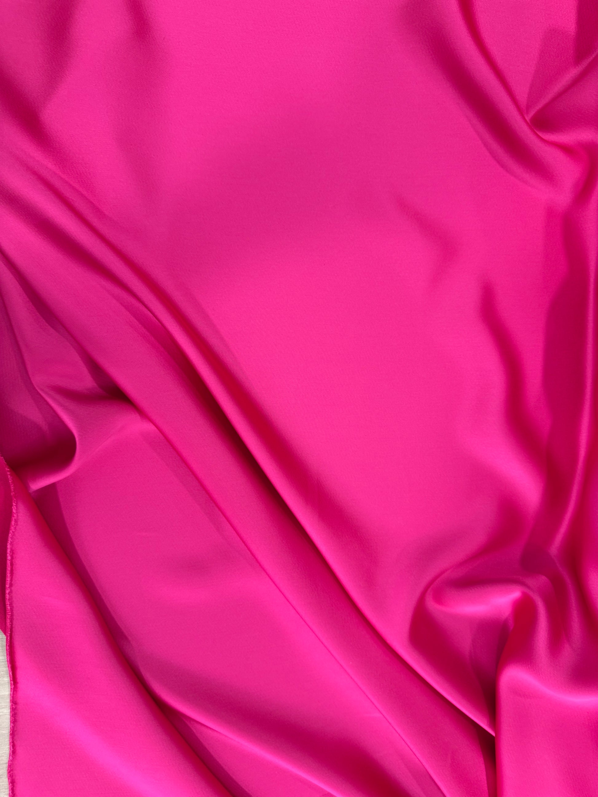 Fucsia Crepe Satén/Mate