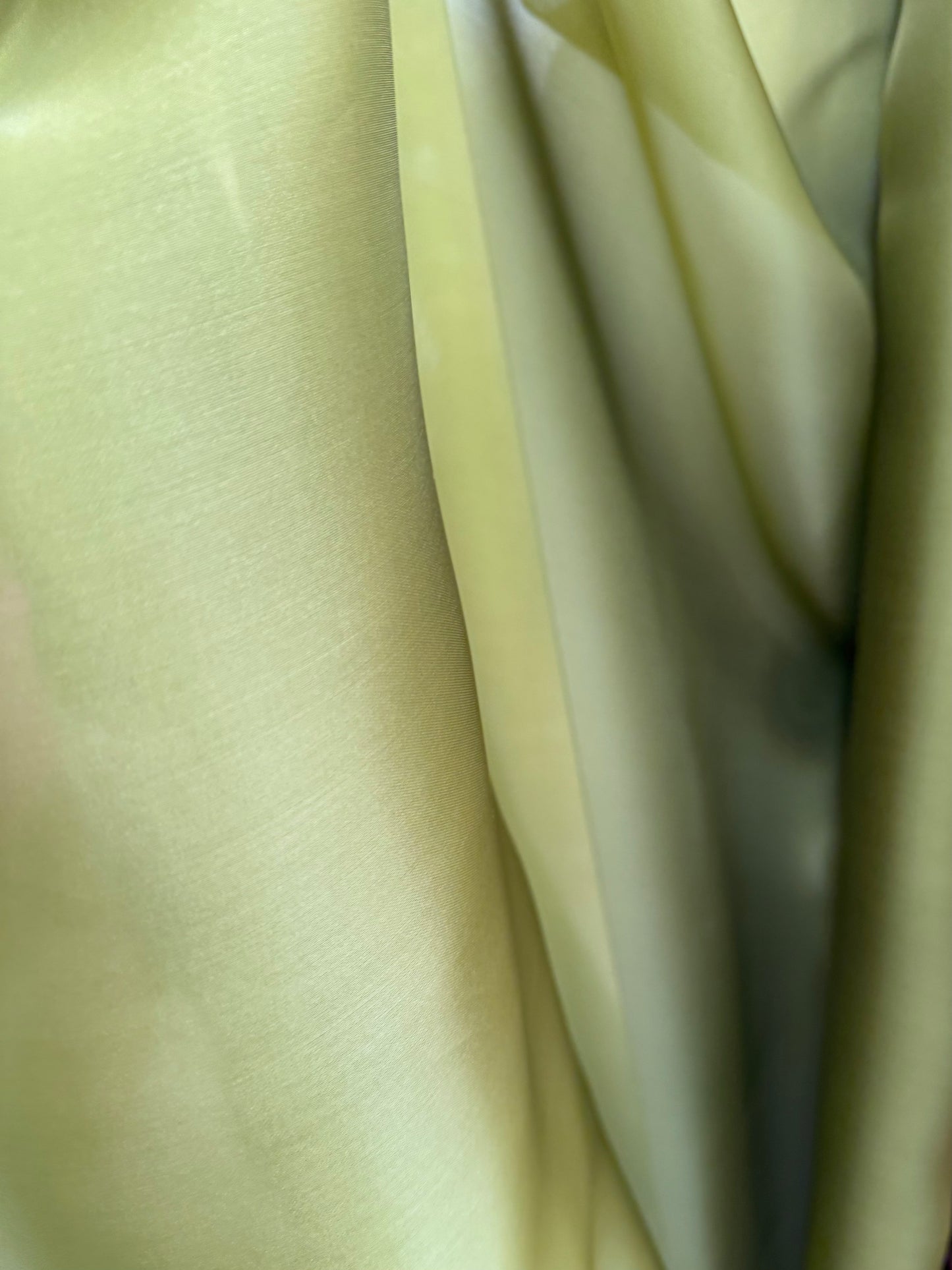 Verde Kaki Organza Seda