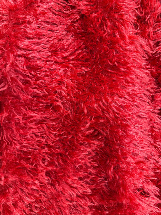 Tela de pelo largo color rojo - Arte con Telas