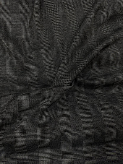 Tela de punto de cuadros color gris - detalle de la caída del tejido