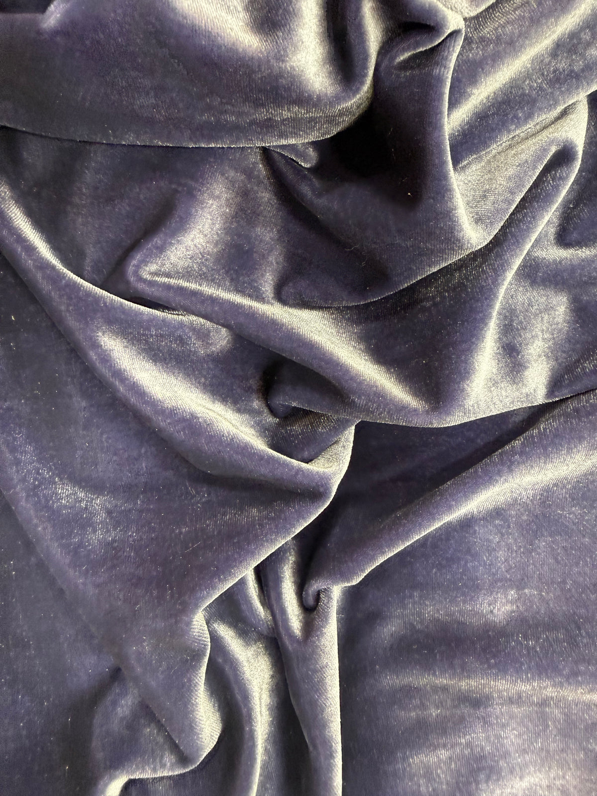 Tela terciopelo color lavanda, primer plano del pelo del terciopelo - Arte con Telas