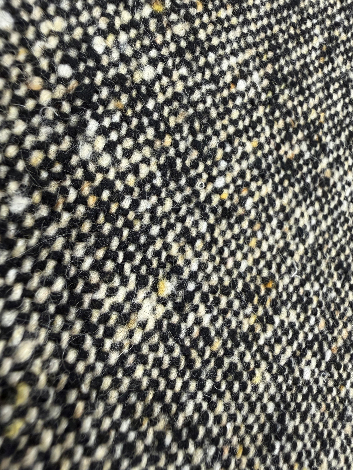 Tela cheviot negro con hilo dorado - Arte con Telas