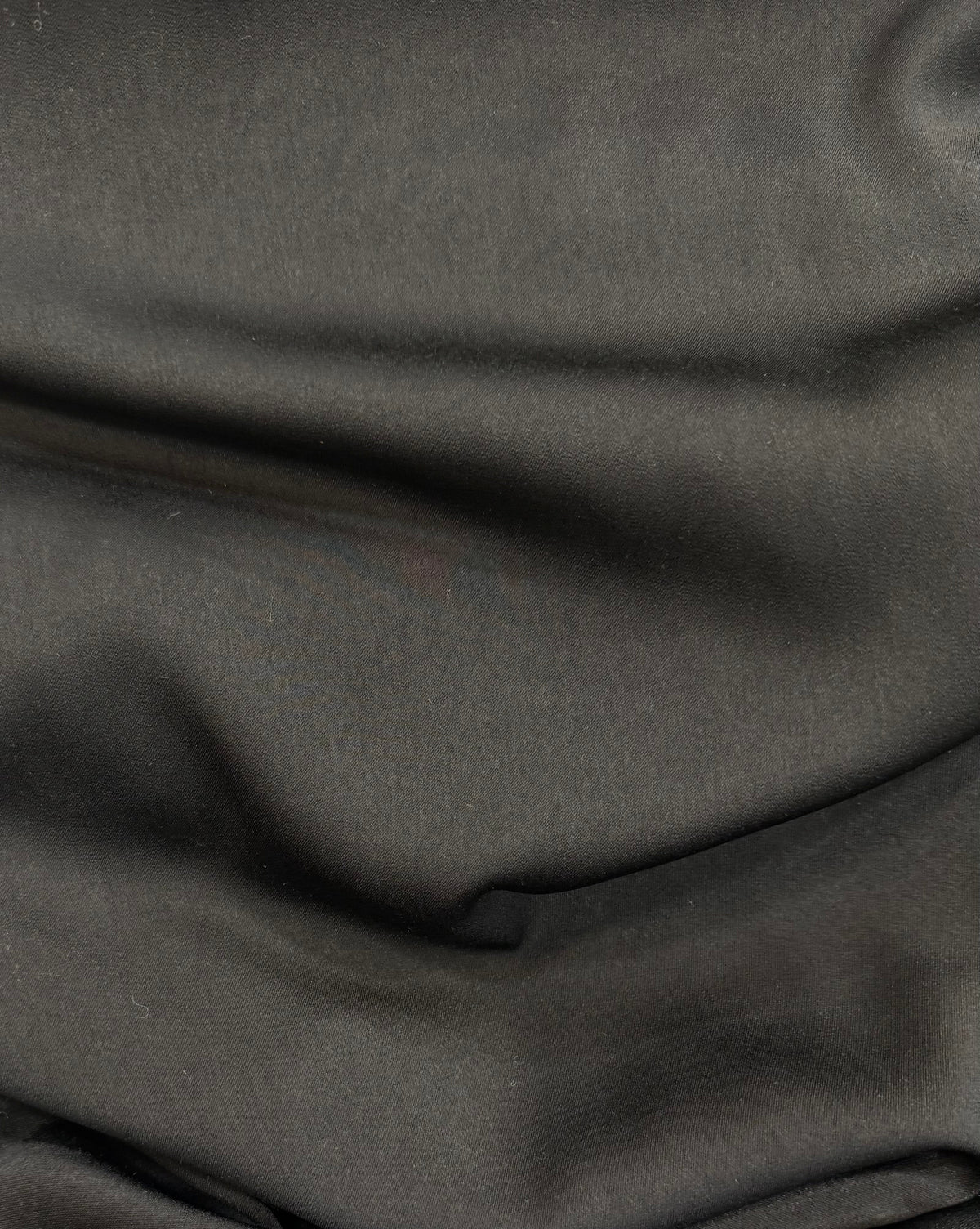 Detalle de la tela negro piel de ángel - Arte con Telas