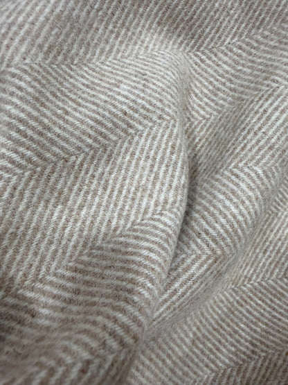 Tela de lana espiga beige claro - primer plano de la textura - Arte con Telas