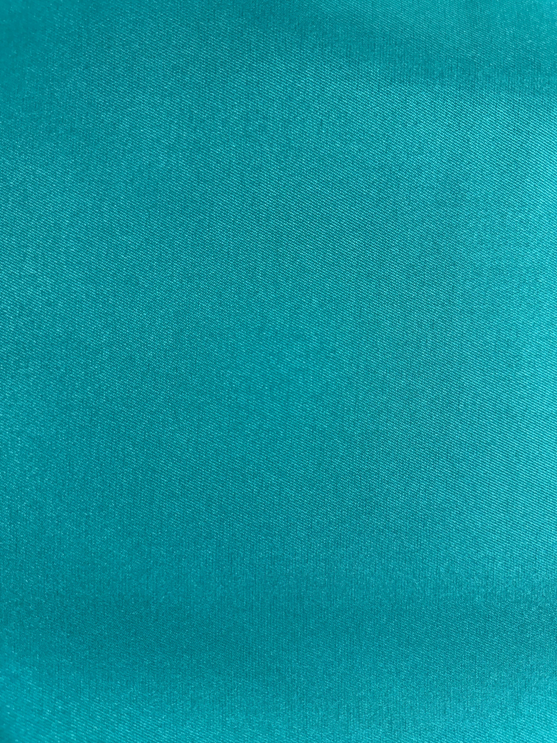 IMAGEN COLOR DETALLE MIKADO LISO VERDE AZULADO