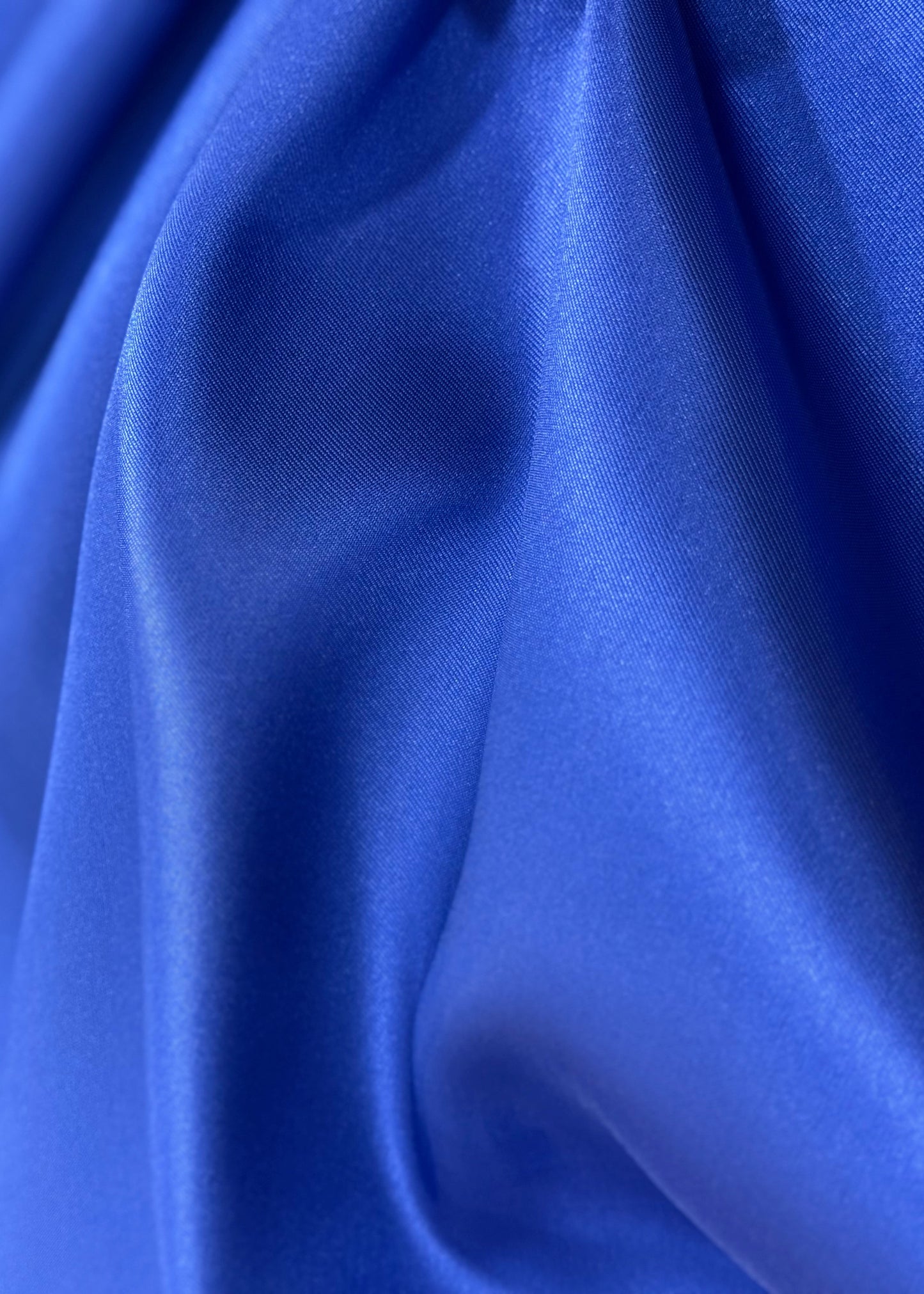 azul klein mikado liso tejido con cuerpo y volumen