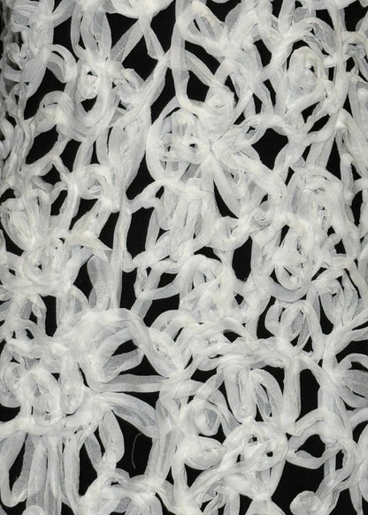 estructura textil de cintas con diseño organico abierto