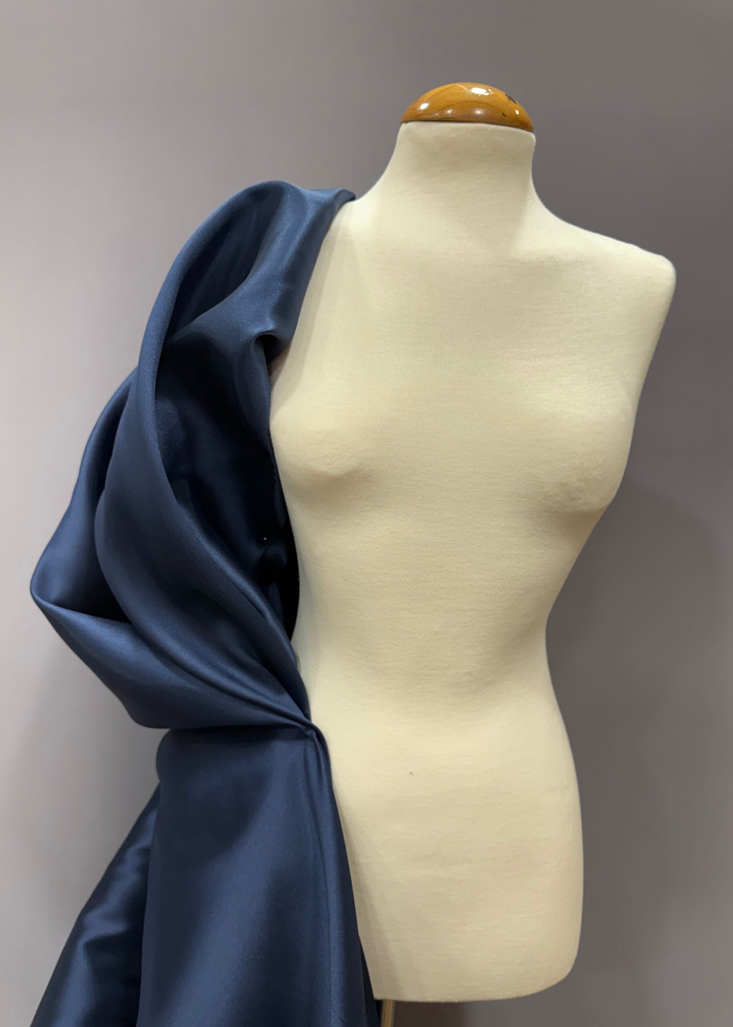 mikado liso azul marino