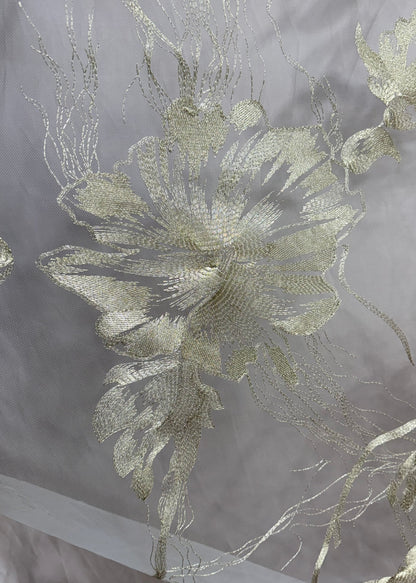 Tela organza bordada floral dorada elegante