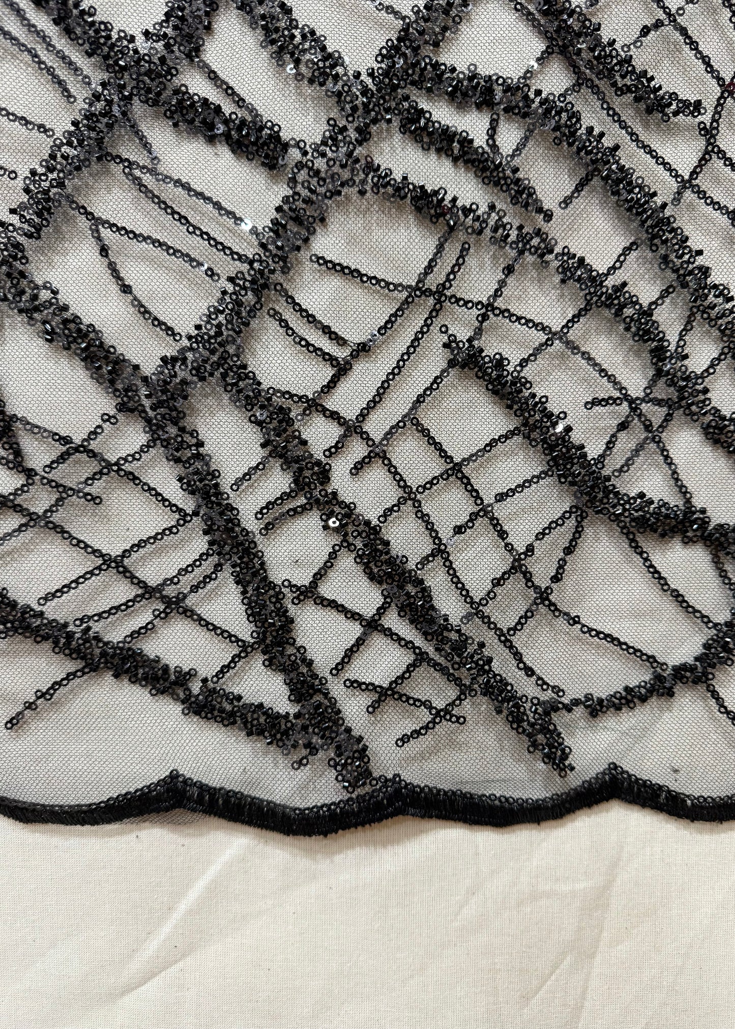 Diseño abstracto en tela de fiesta con brillo sutil